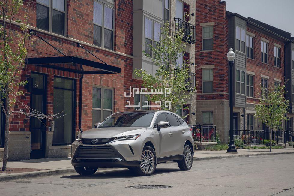 تويوتا فينزا 2024 الجديدة بجميع الفئات والاسعار المتوفرة وابرز العيوب والمميزات تصميم فاخر لتويوتا فينزا 2024