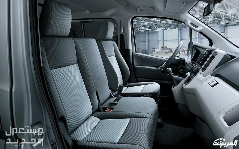 تويوتا هايس 2024 الجديدة كلياً هذي الفئات والاسعار من عند وكيلها الرسمي مقاعد أمامية مريحة سيارة تويوتا  هايس 2024-2025