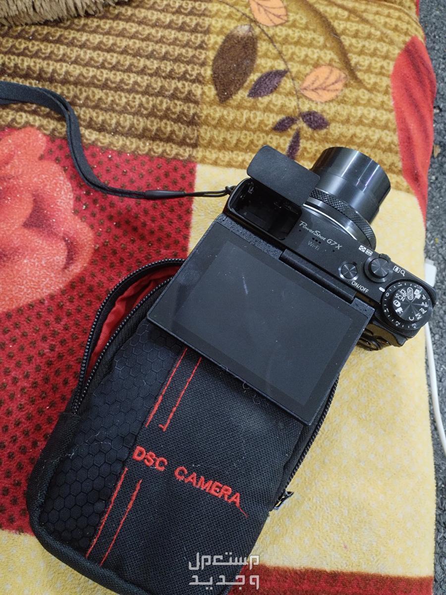 كاميرا كانون power Shot G7x نظيفه على الشرط مع شاحن وشنطه وذاكره 16g