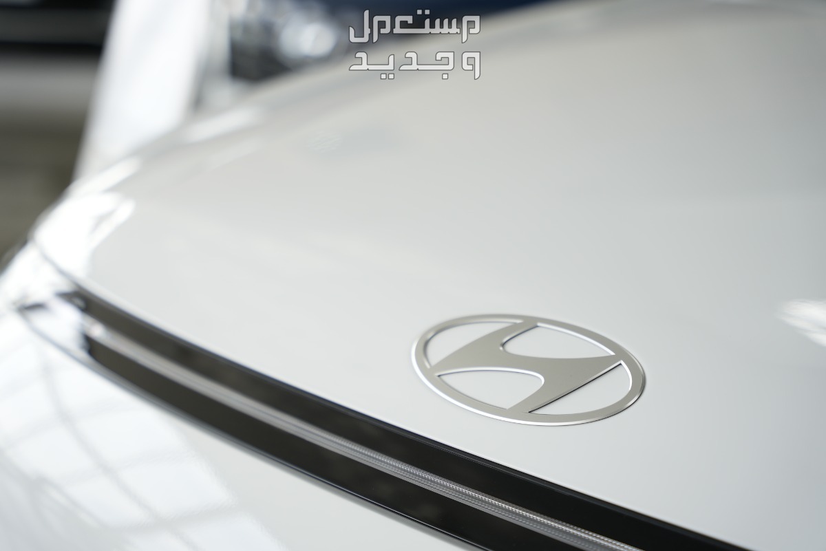 هيونداي كونا 2024 الجديدة بجميع الفئات والاسعار المتوفرة عند الوكيل وابرز العيوب والمميزات في الإمارات العربية المتحدة شعار سيارة هيونداي كونا 2024-2025