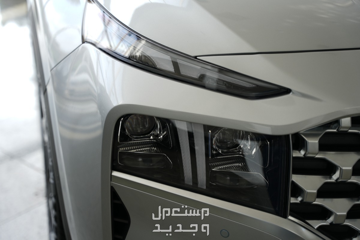 صور هيونداي سنتافي 2024 بجودة عالية من الداخل والخارج والألوان المتوفرة في الأردن مصابيح امامية سيارة هيونداي سنتافي 2024-2025