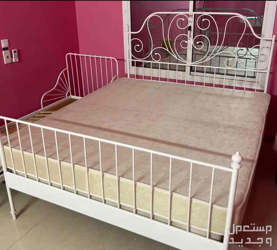 سرير مع مرتبة في جدة بسعر 500 ريال سعودي