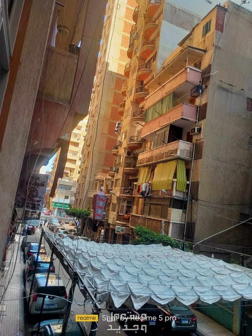 شقة للبيع في سيدي بشر بحري - قسم أول المنتزة بسعر 900 ألف جنيه مصري