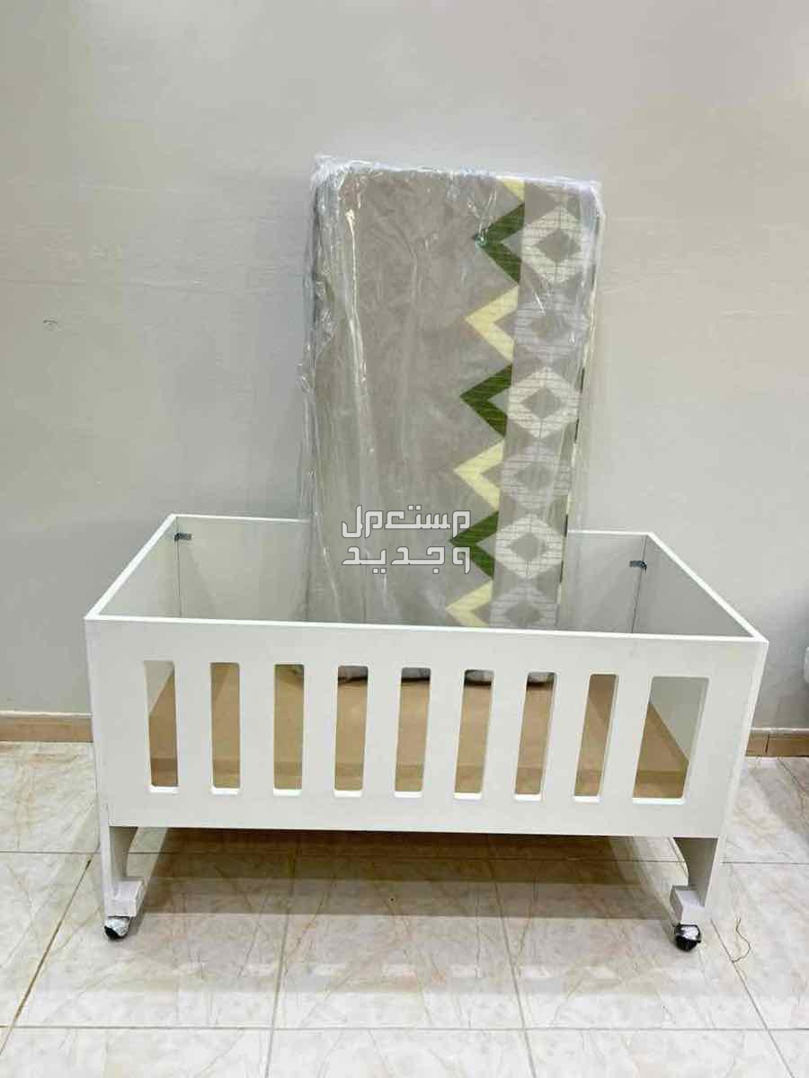 سرير اطفال مع مرتبه جديد غير مستخدم في الرياض بسعر 200 ريال سعودي