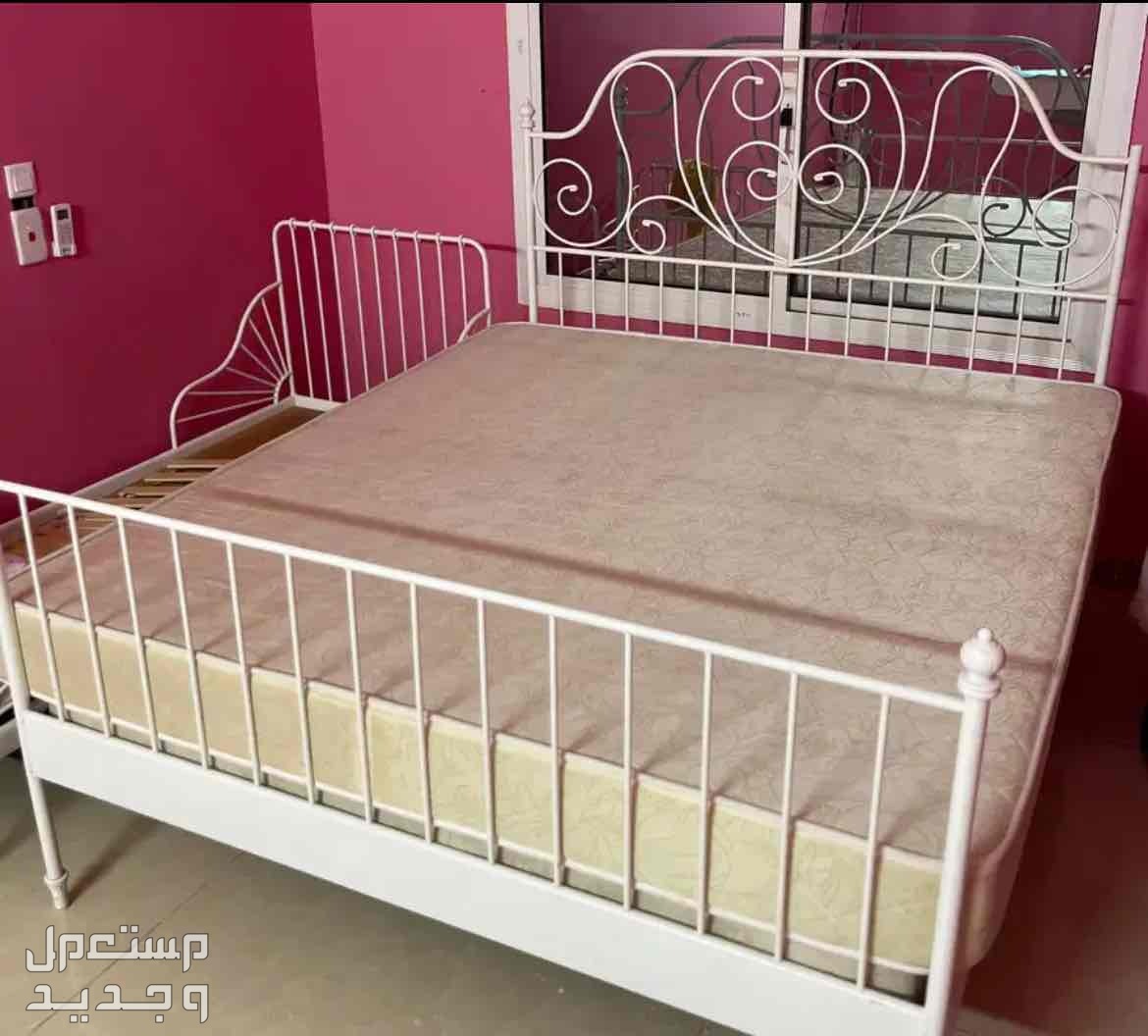 سرير مع مرتبة في جدة بسعر 500 ريال سعودي