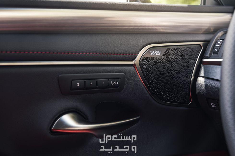 صور لكزس ES 2024 بجودة عالية من الداخل والخارج والألوان المتوفرة في لبنان داخلية سيارة لكزس ES 2024