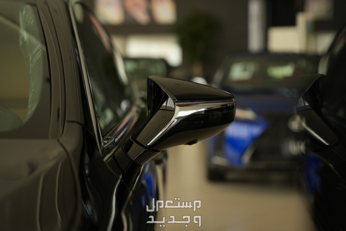 لكزس LS 2024 الجديدة بجميع الفئات والأسعار المتوفرة عند الوكيل وأبرز العيوب والمميزات مرايا جانبية قابلة للطي والضبط كهربائيًا
