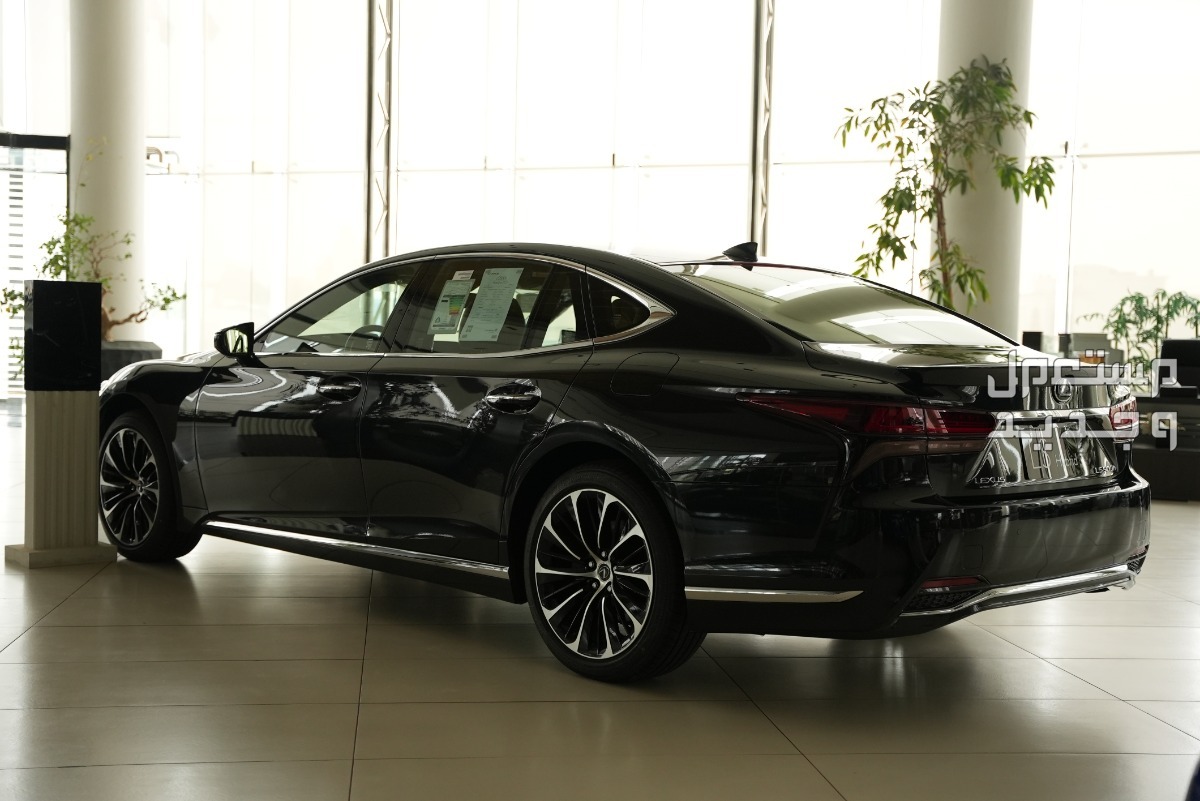 لكزس LS 2024 الجديدة بجميع الفئات والأسعار المتوفرة عند الوكيل وأبرز العيوب والمميزات مواصفات لكزس LS 2024 من الخارج