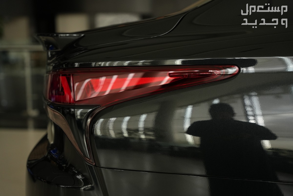 لكزس LS 2024 الجديدة بجميع الفئات والأسعار المتوفرة عند الوكيل وأبرز العيوب والمميزات لكزس LS 2024