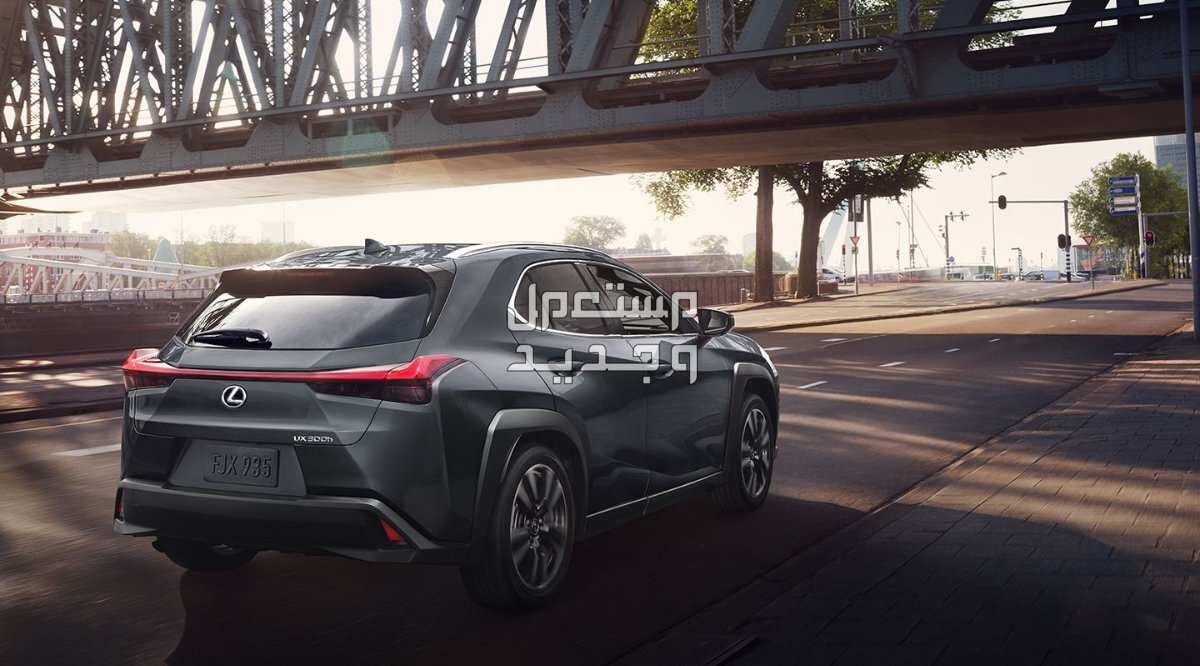 لكزس UX 2024 الجديدة بجميع الفئات والاسعار المتوفرة عند الوكيل وابرز العيوب والمميزات سيارة لكزس UX 2024-2025