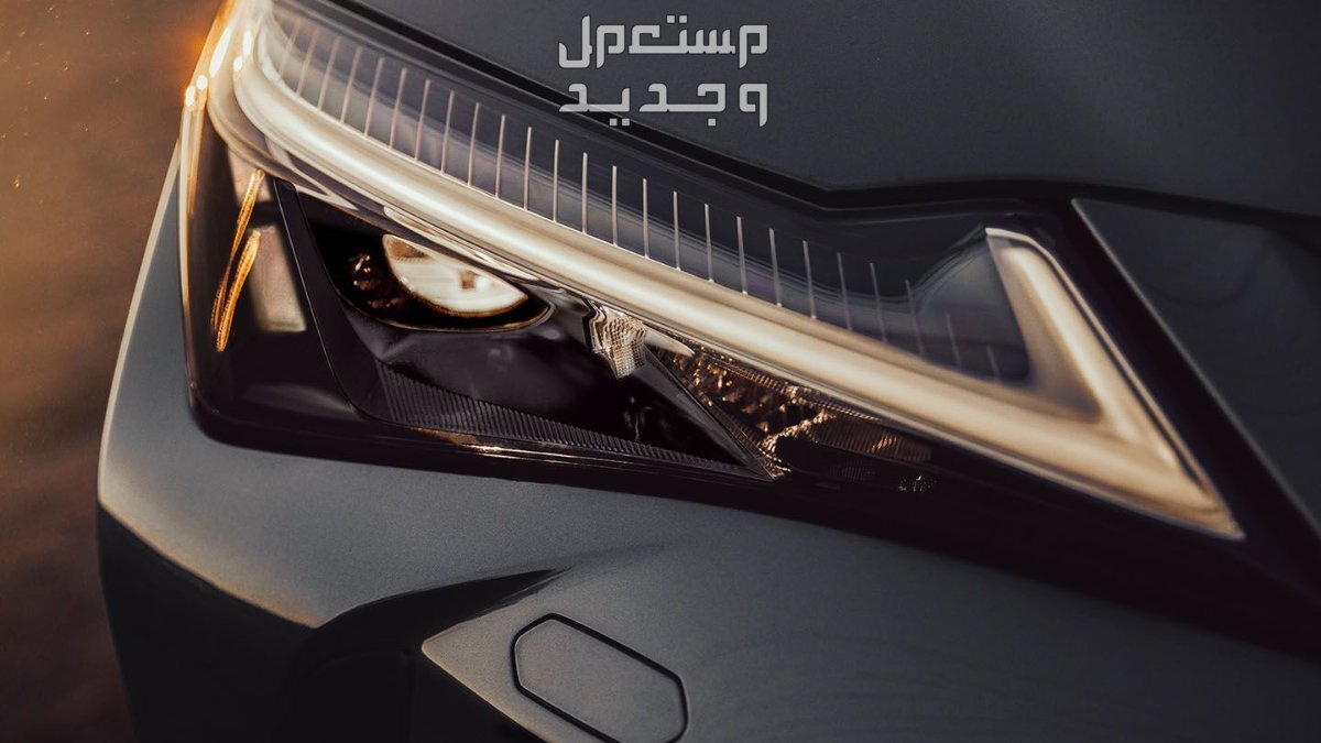 لكزس UX 2024 الجديدة بجميع الفئات والاسعار المتوفرة عند الوكيل وابرز العيوب والمميزات مصابيح امامية سيارة لكزس UX 2024-2025