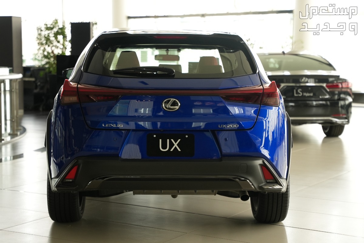 فئات لكزس UX 2024 مع اسعارها وابرز المواصفات والتقنيات لدى الوكيل سيارة لكزس UX 2024-2025