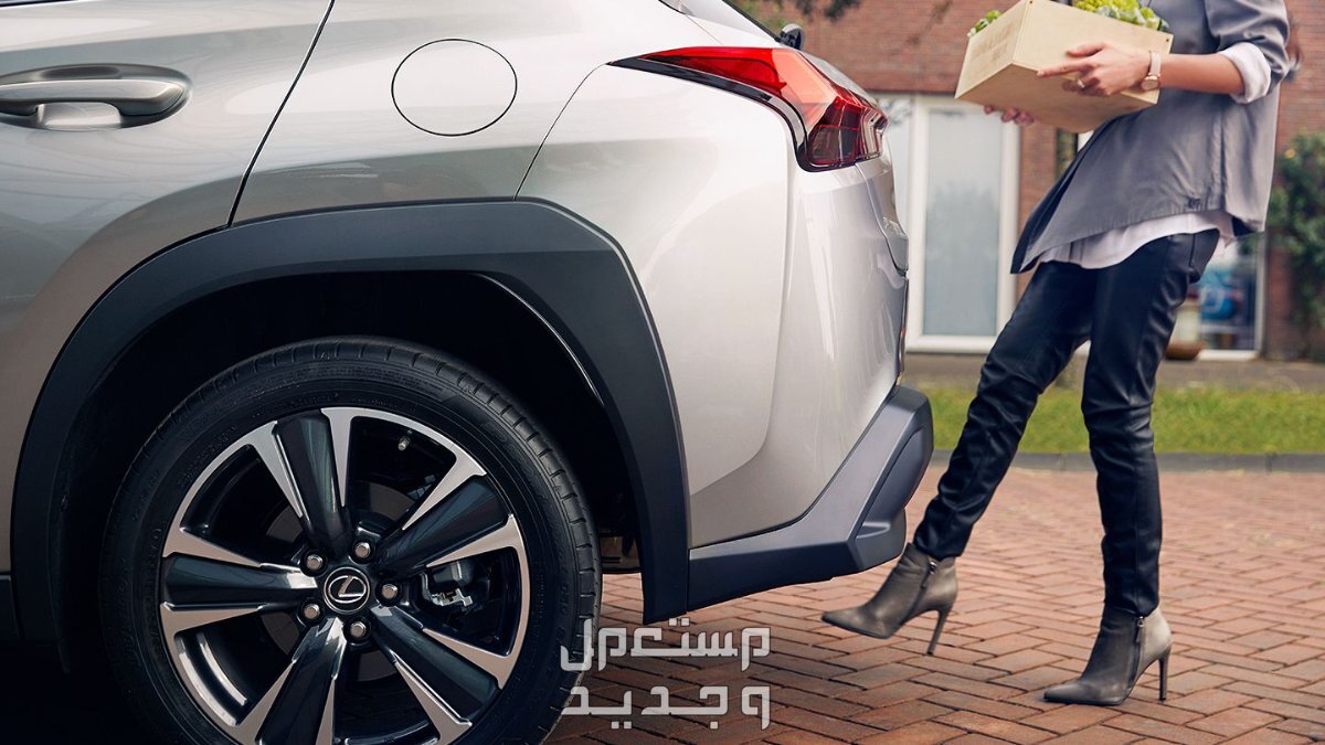 فئات لكزس UX 2024 مع اسعارها وابرز المواصفات والتقنيات لدى الوكيل سيارة لكزس UX 2024-2025