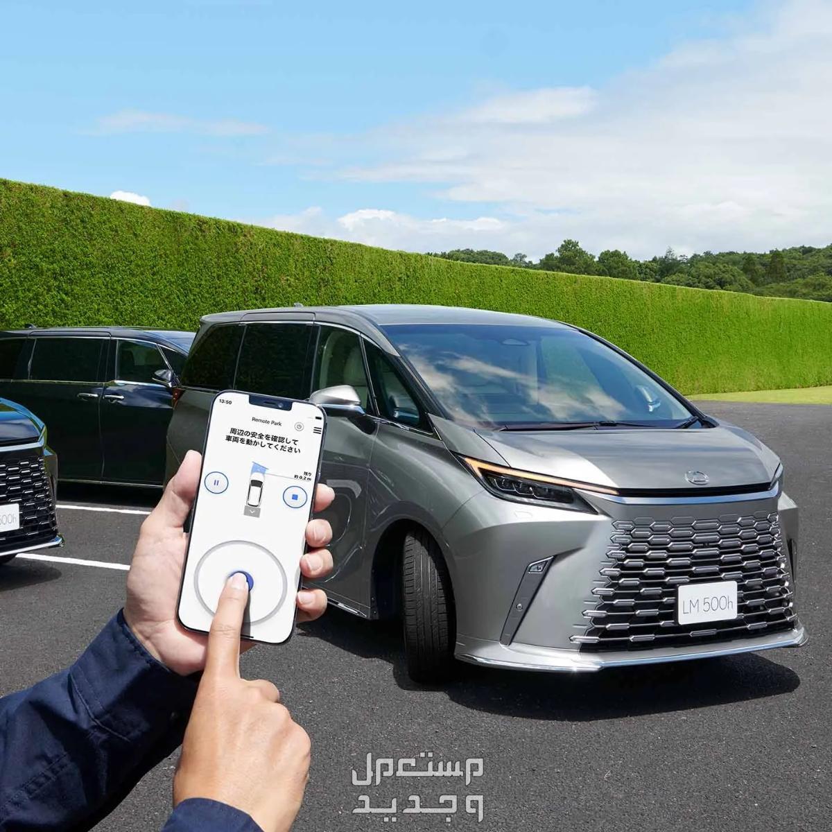 لكزس LM 2024 الجديدة بجميع الفئات والاسعار المتوفرة عند الوكيل وابرز العيوب والمميزات سيارة لكزس LM 2024-2025