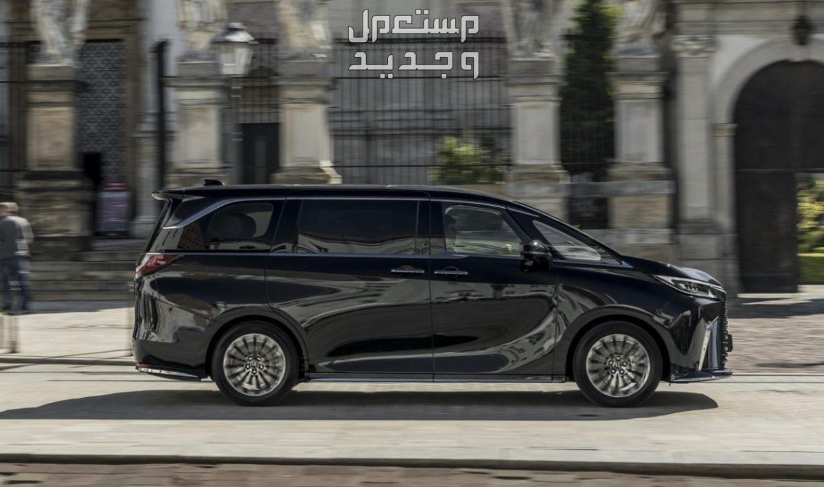 لكزس LM 2024 الجديدة بجميع الفئات والاسعار المتوفرة عند الوكيل وابرز العيوب والمميزات سيارة لكزس LM 2024-2025