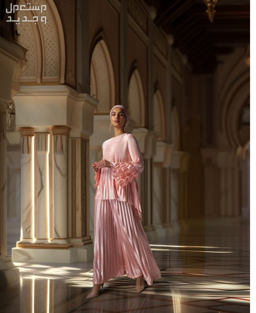صور ملابس "سبلاش" لشهر رمضان 2024 فستان وردي