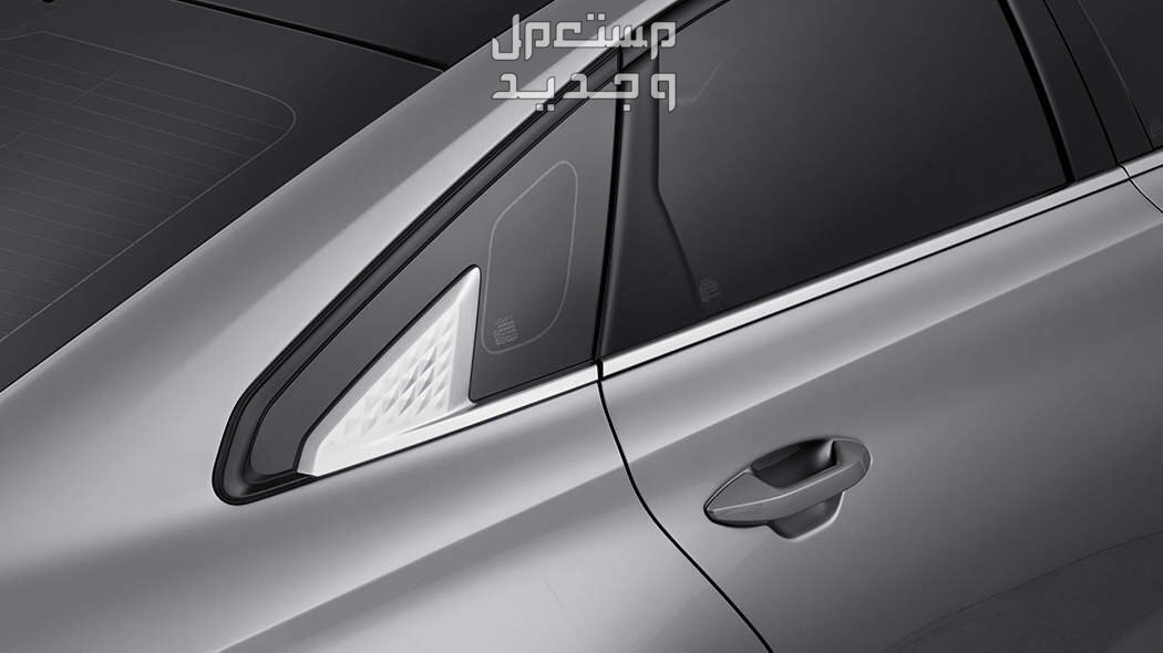 كيا K8 2024 الجديدة بجميع الفئات والاسعار المتوفرة عند الوكيل وابرز العيوب والمميزات في الإمارات العربية المتحدة مقبض سيارة كيا K8 2024-2025