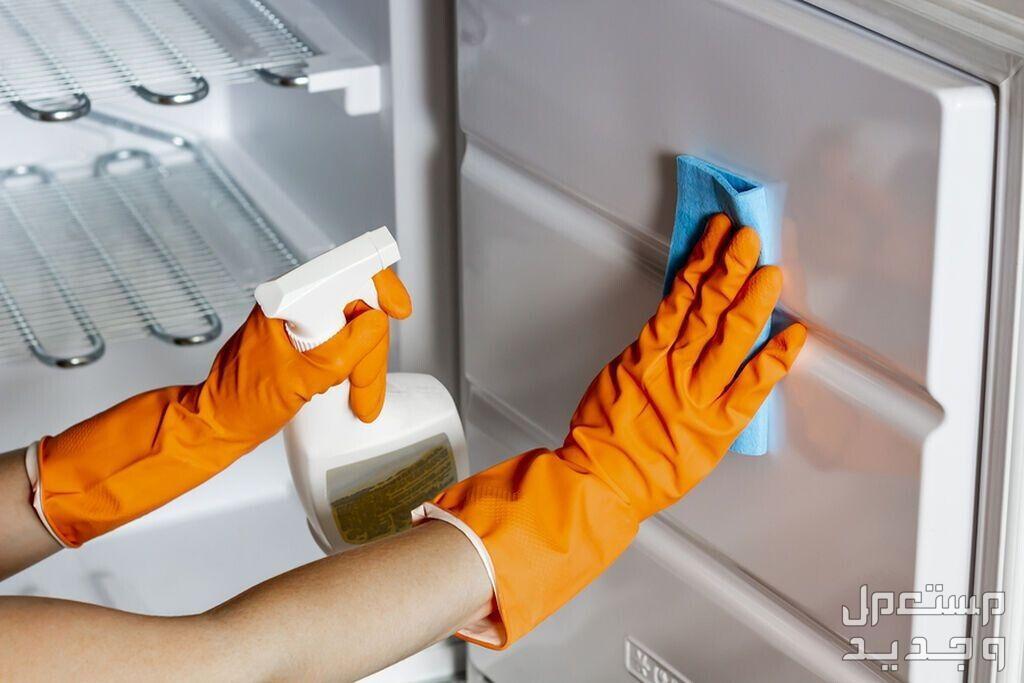 طريقة تنظيف الثلاجة من الداخل والخارج في رمضان 2024 تنظيف الثلاجة من الداخل والخارج