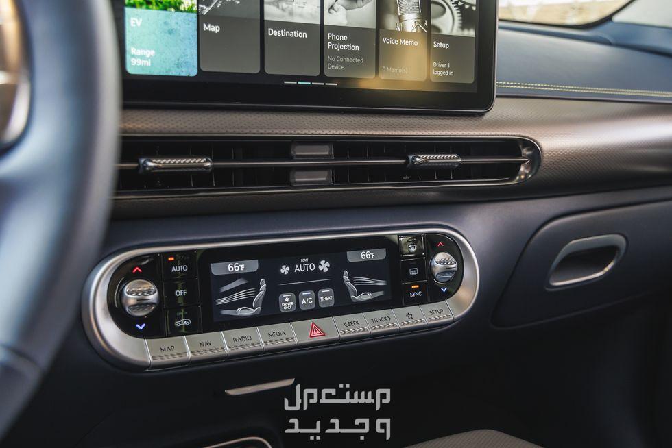 فئات جينيسيس GV60 2024 مع أسعارها وأبرز المواصفات والتقنيات لدى الوكيل في الأردن التصميم الداخلي لسيارة جينيسيس GV60 2024