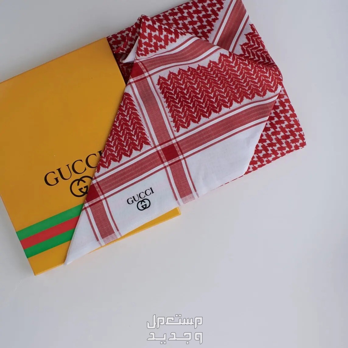 شماغ مونت بلانك الاحمر الغامق 2024