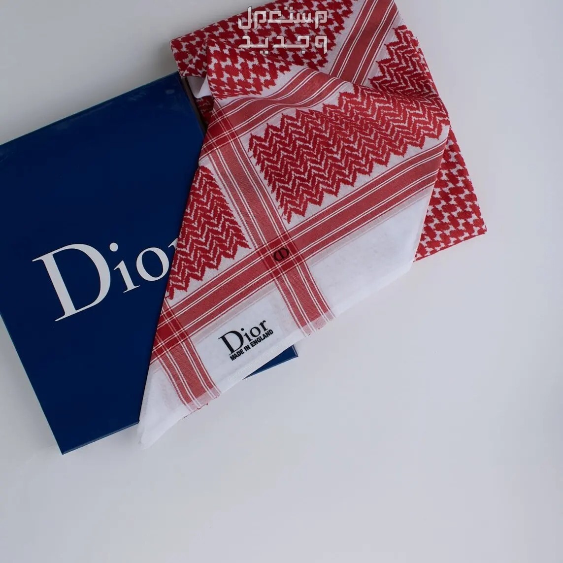 شماغ مونت بلانك الاحمر الغامق 2024