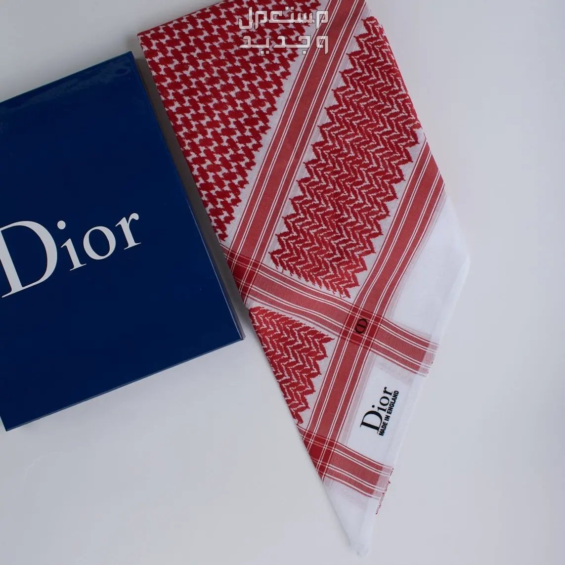 شماغ مونت بلانك الاحمر الغامق 2024