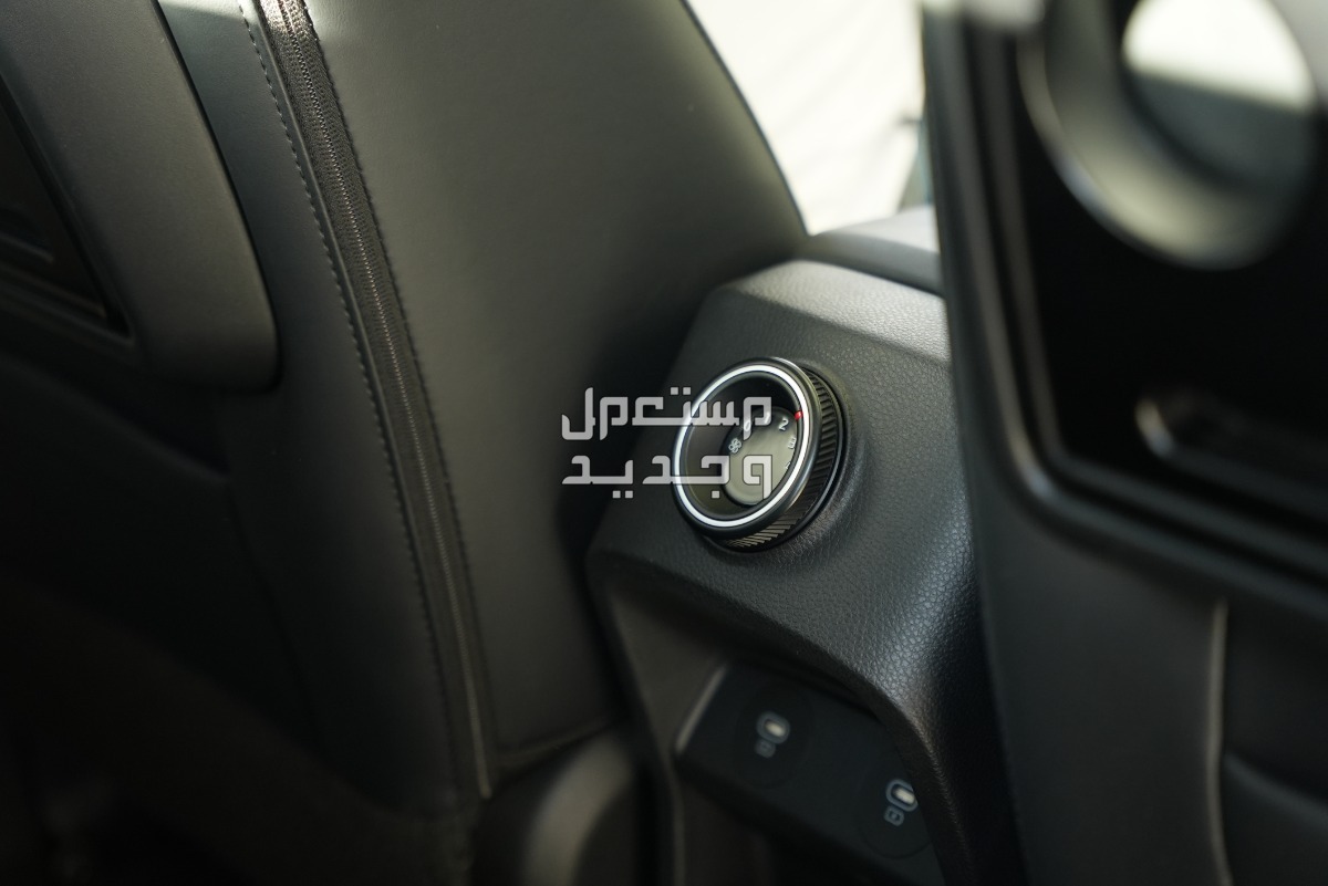 صور كيا كارينز 2024 بجودة عالية من الداخل والخارج والألوان المتوفرة في عمان التصميم الداخلي لسيارة كيا كارينز 2024