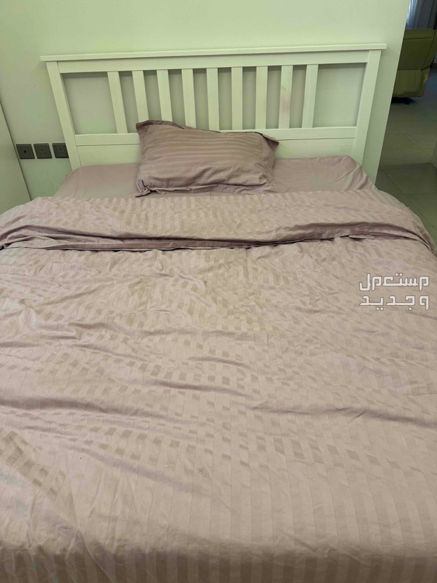 سرير ايكيا +مرتبه  في الرياض بسعر 500 ريال سعودي