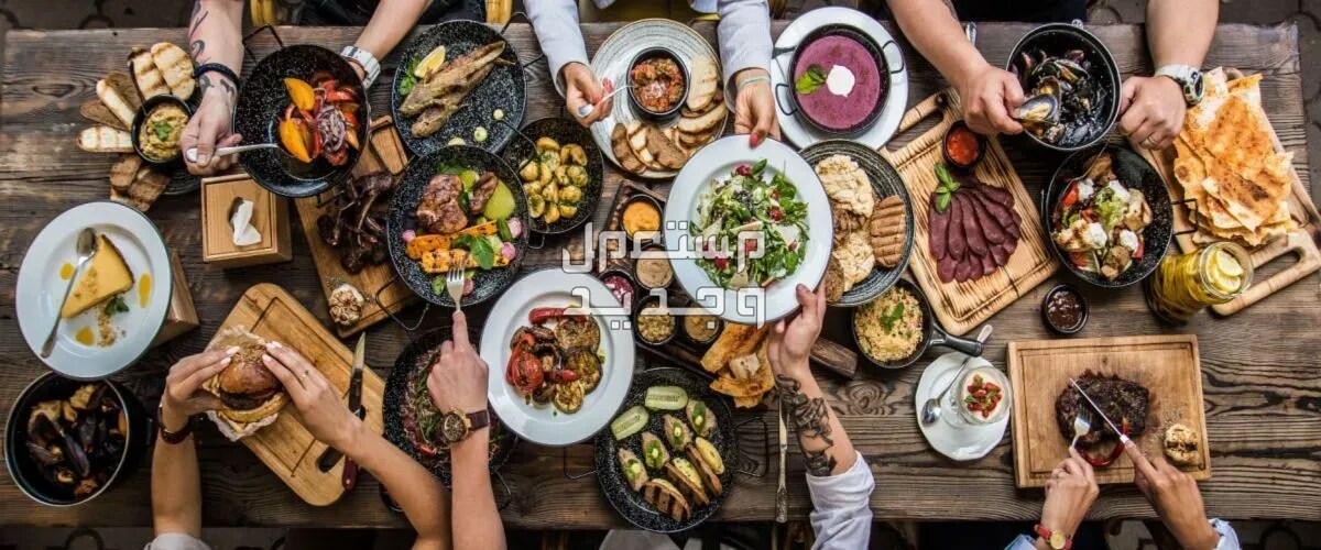 خطوات تحضير مائدة رمضان بالصور في الأردن تناول الطعام