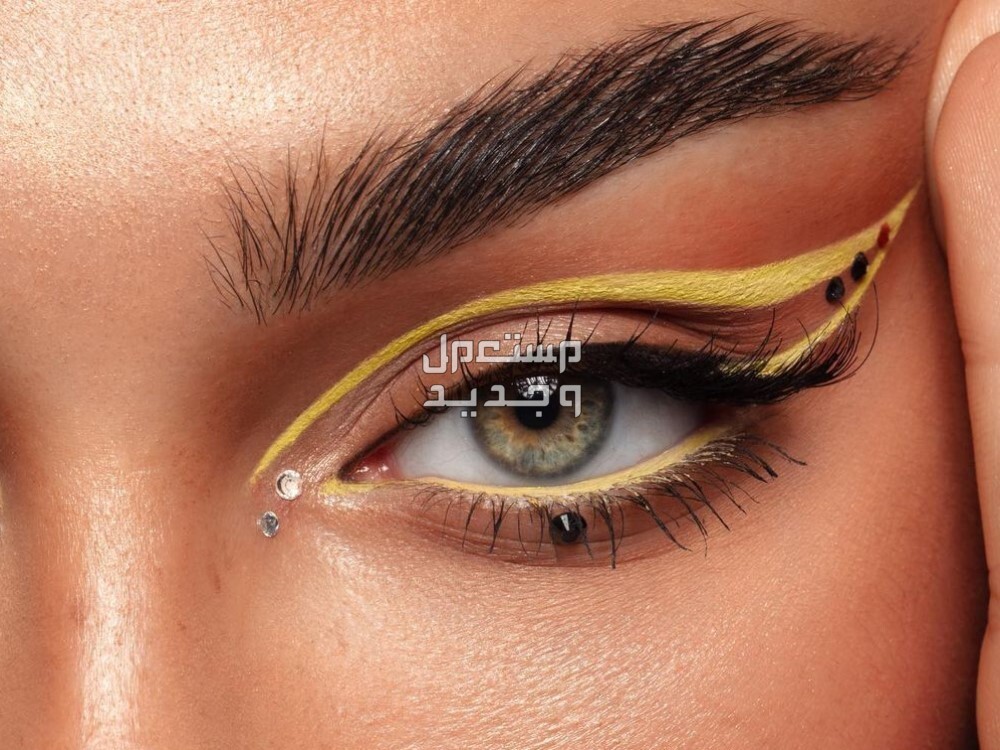 رسمات أيلاينر جديدة لعروس عيد الفطر 2024 رسمة ايلاينر جريئة