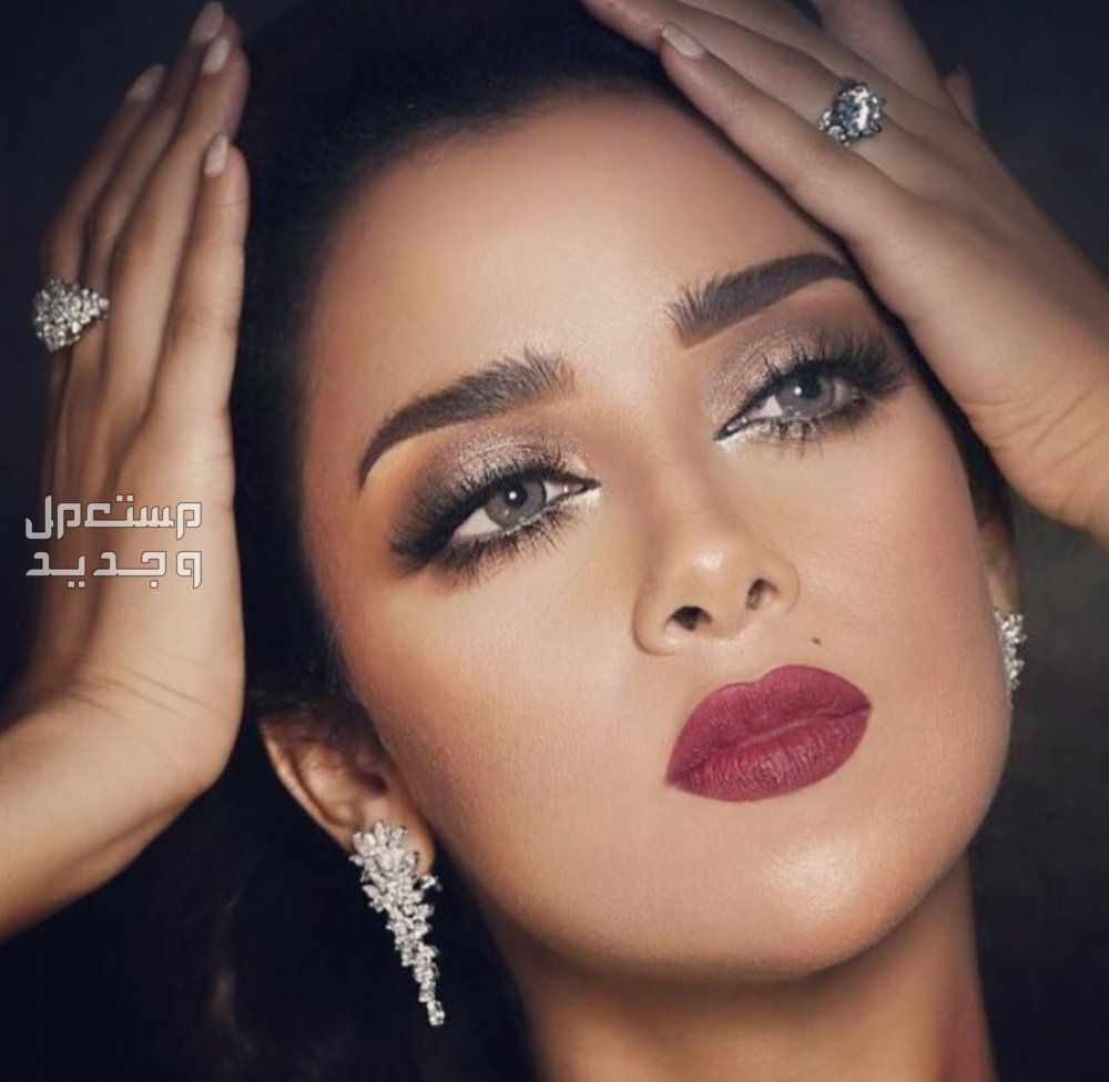 أنواع أحمر الشفاه ودرجاته وألوانه بالصور مكياج للسهرات