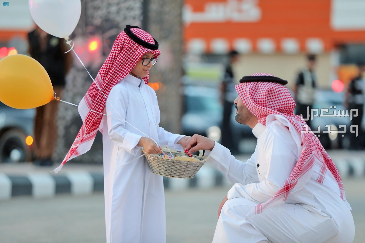 عبارات جميلة عن عيد الفطر قصيرة للأهل والأصدقاء في الإمارات العربية المتحدة تهنئة عيد الفطر 2024