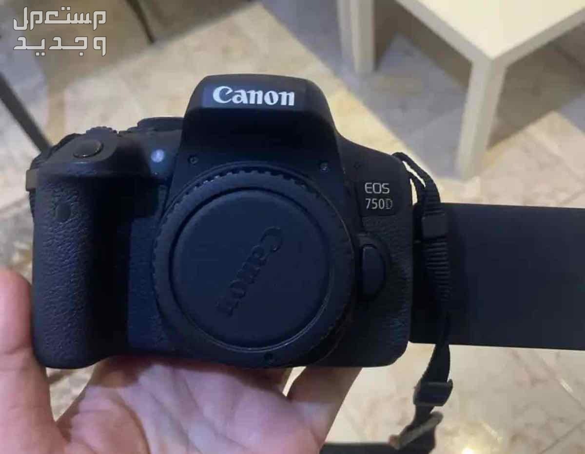 كاميرا كانون 6D مع عدستين وشنطه وشاحن