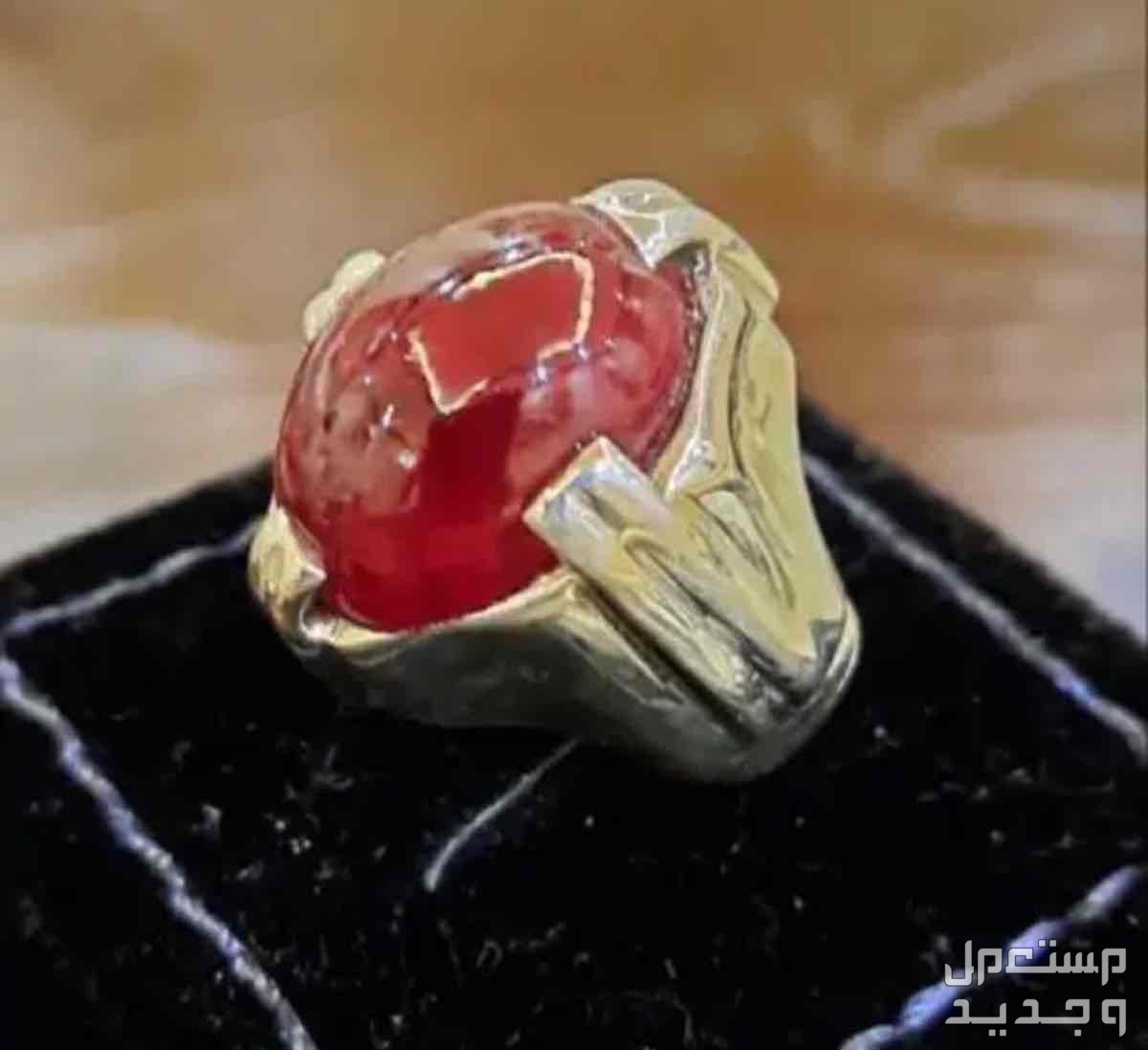 خاتم من حجر الياقوت الايراني