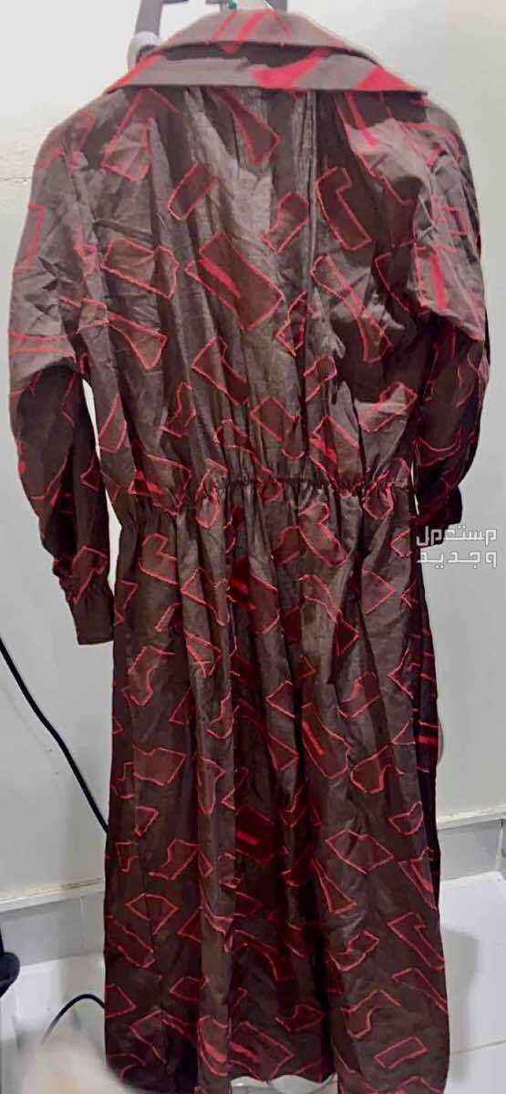 Multicolor abayas in good condition in Riyadh at a price of 150 SAR