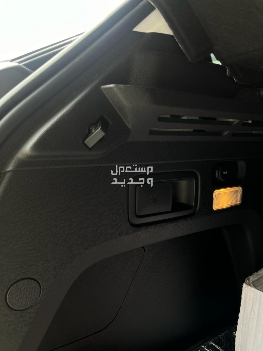 بيجو 3008 2020 في الرياض بسعر 97 ريال سعودي الطي الكهربائي