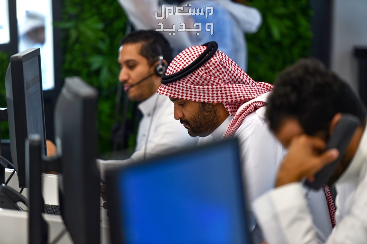 موعد عودة دوام الموظفين بعد إجازة عيد الفطر 1445 في الكويت موظفون سعوديون