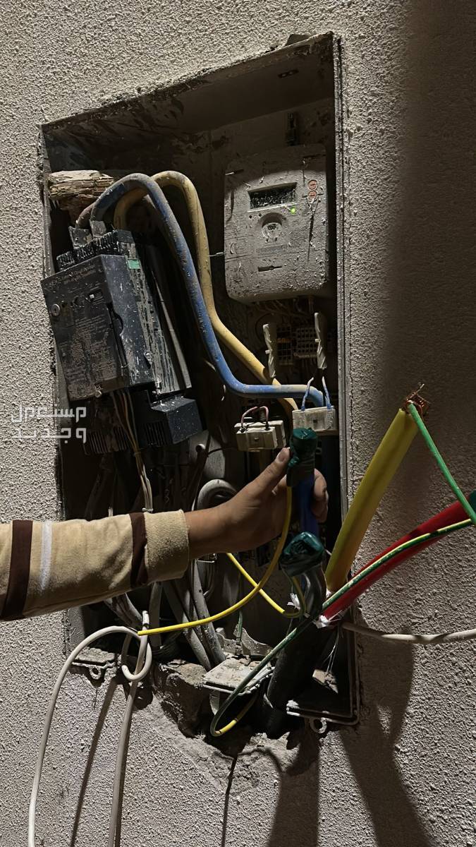 صيانة واصلاح كيابل الكهرباء تحت الارض جهاز تحديد اعطال الكابلات الكهربائية في الطائف
