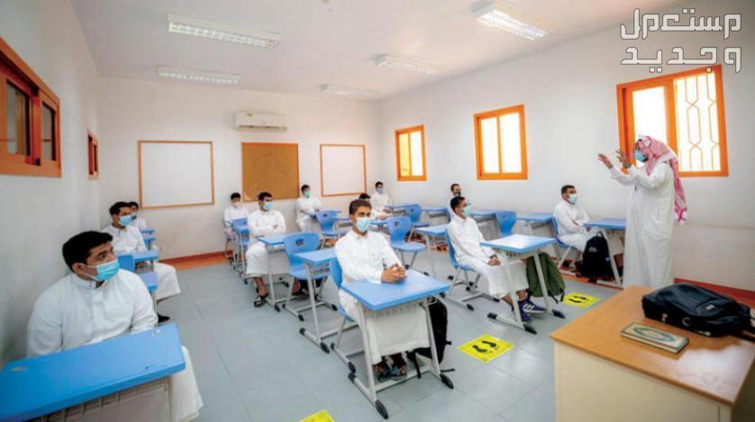 موعد الاختبارات النهائية 1445- 2024 الفصل الدراسي الثالث في الأردن كم باقي على الاختبارات النهائية 1445 الفصل الثالث