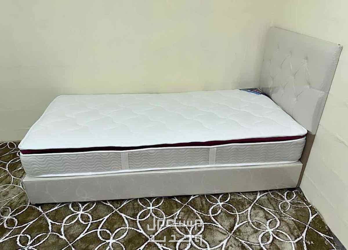 good wooden bed and soft foam Bed size:90+190