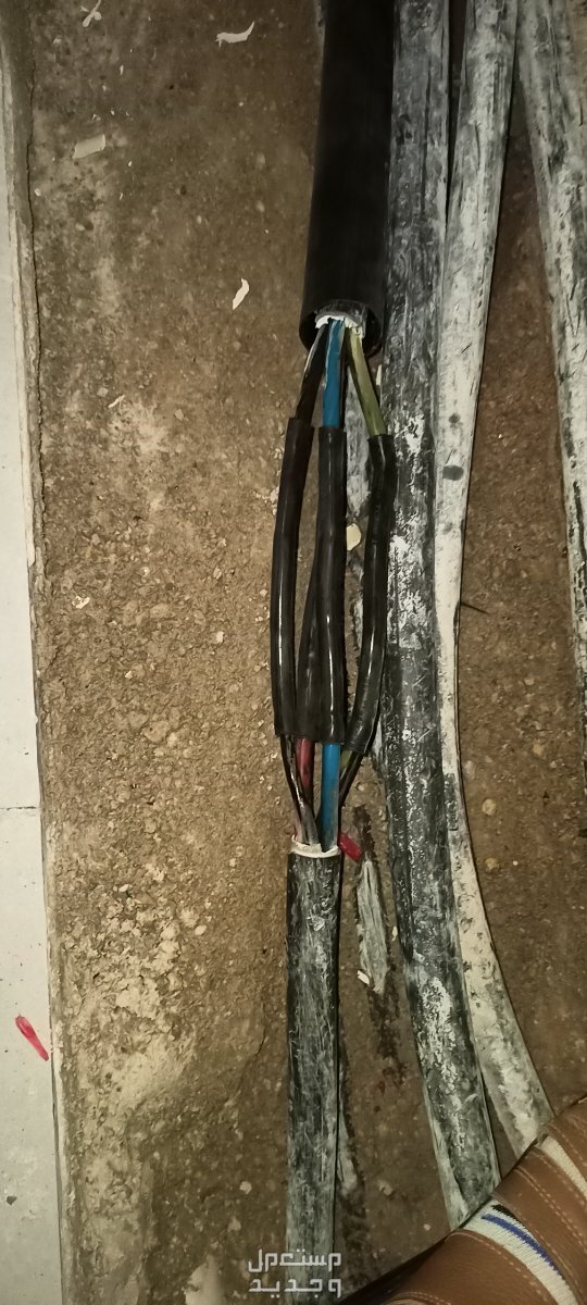 فني صيانة واصلاح كابلات الكهرباء في جدة في الرياض بسعر 1 ريال سعودي
