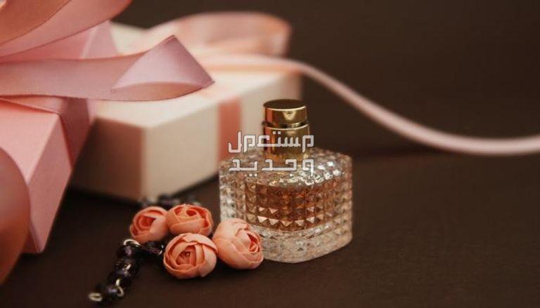 أفضل عطور صيفية للنساء 2025 وأسعارها عبوة عطر نسائي