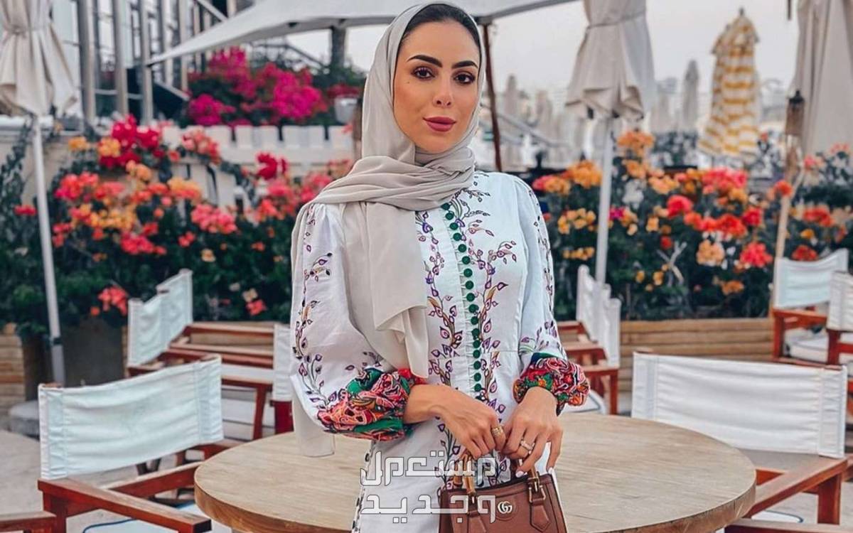 أشكال فساتين ربيعية للمحجبات 2024 في البحرين تفاصيل فستان الربيع