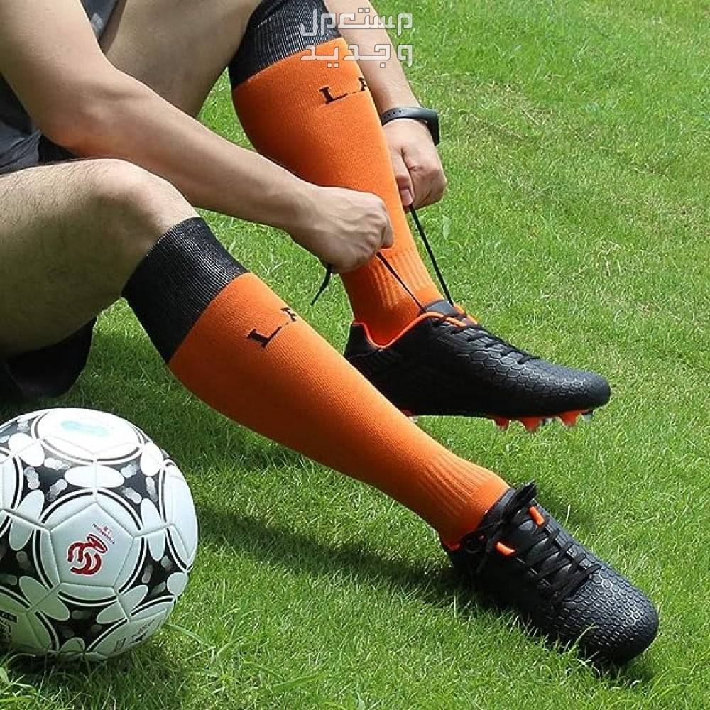 أفضل 5 أحذية كرة قدم للعشب الصناعي 2024 في المغرب حذاء كرة قدم أسود