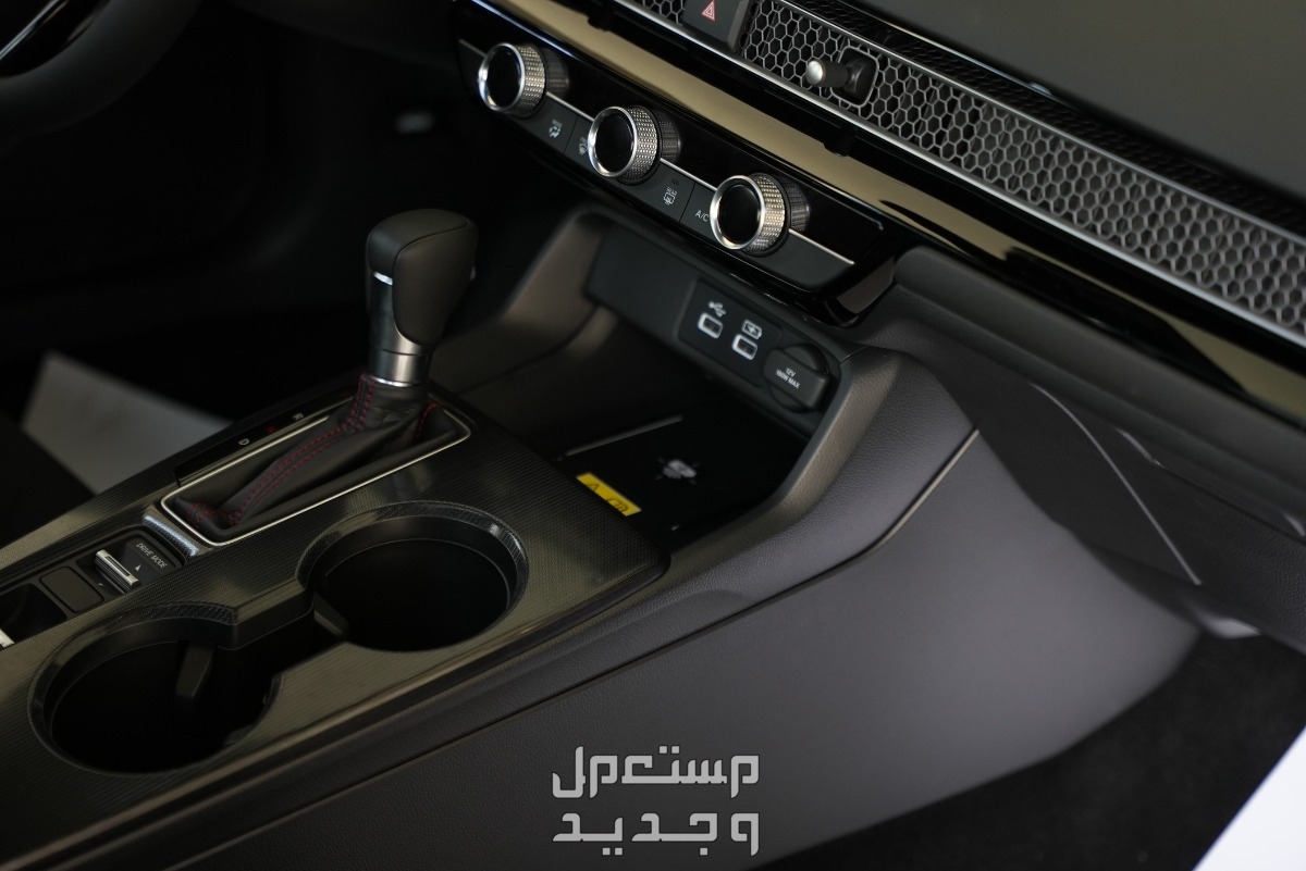 صور هوندا سيفيك 2024 بجودة عالية من الداخل والخارج والألوان المتوفرة في الأردن ناقل حركة CVT