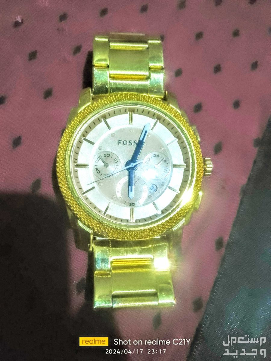 ساعة يد كرونوغراف طراز fs5193 للرجال بسعر 850 جنيه مصري