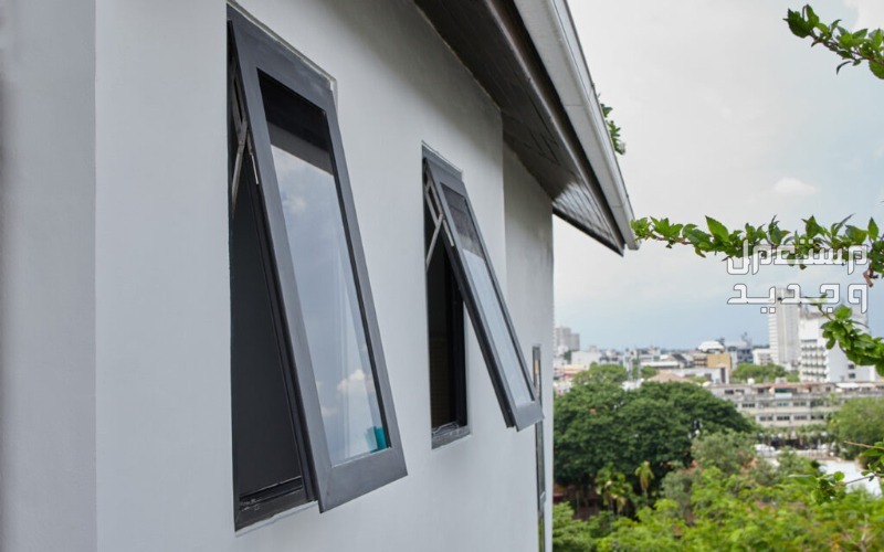 أنواع وأشكال النوافذ في التصميم الداخلي في جيبوتي النوافذ المائلة