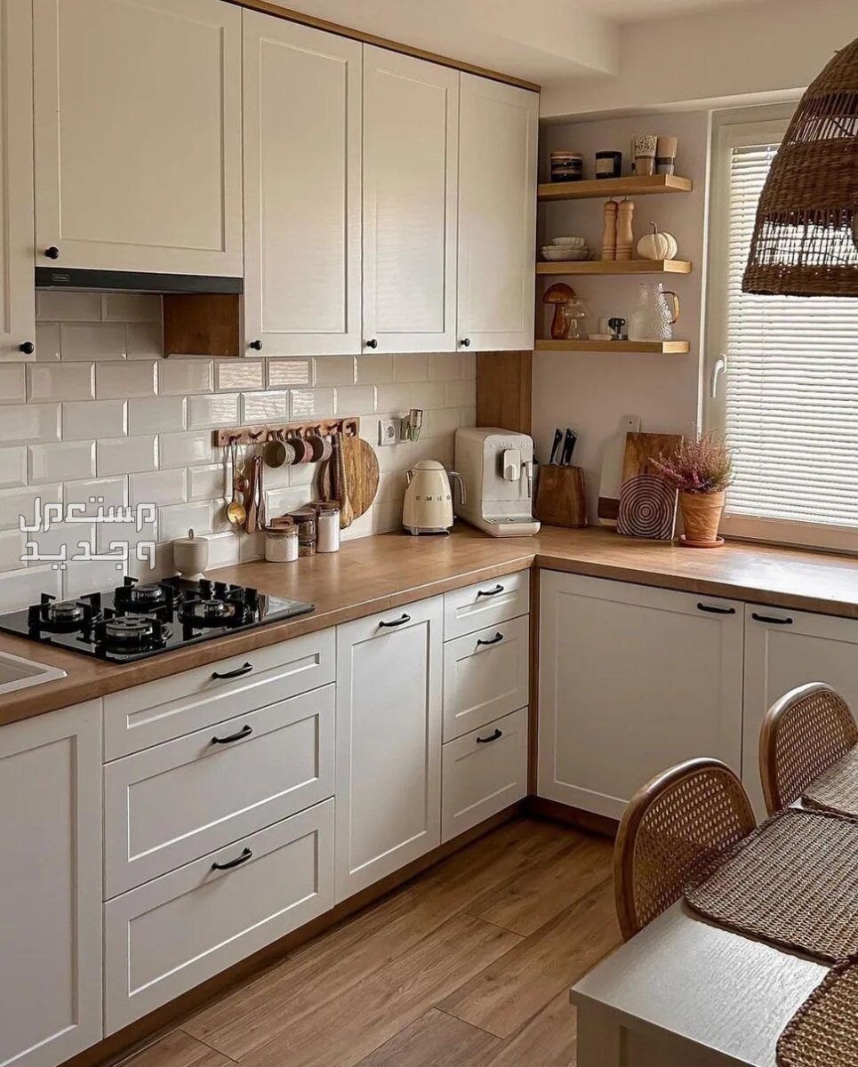 أحدث تصميمات المطابخ بالصور 2025 بأشكال مودرن مناسبة لكافة المساحات أحدث تصميمات المطابخ بالصور 2025