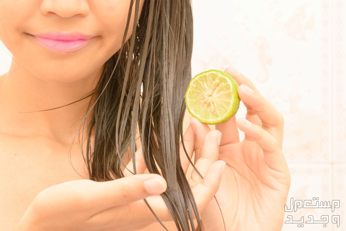 وصفة لتكثيف الشعر الخفيف وملء الفراغات طريقة وضع الليمون على الشعر