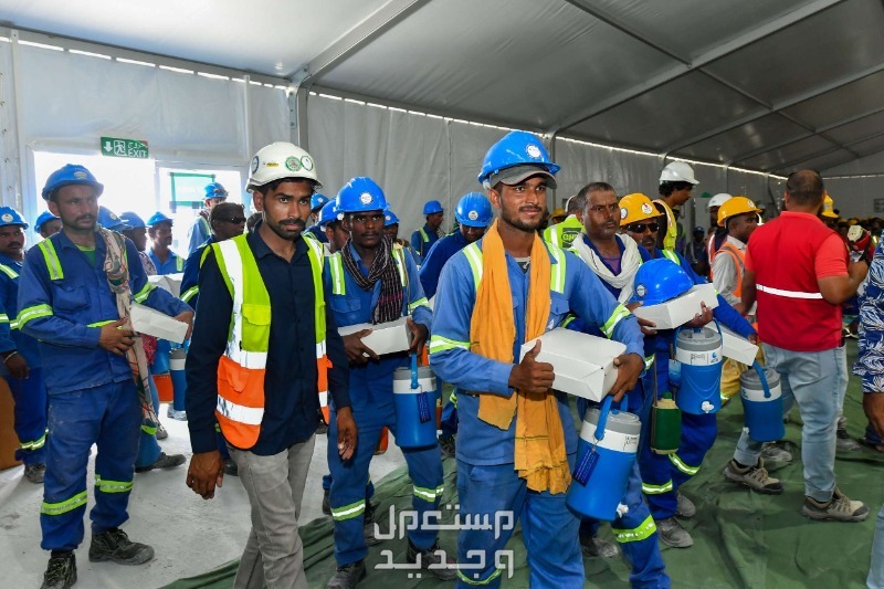 موضوع تعبير عن عيد العمال 2024 وحقوقهم وواجباتهم في الإمارات العربية المتحدة موضوع تعبير عن عيد العمال